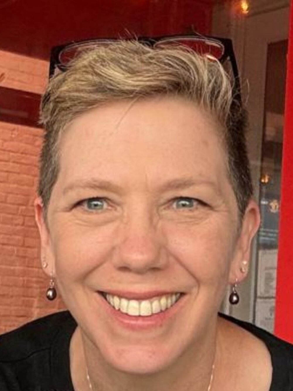 Meet your Posher, Claudia